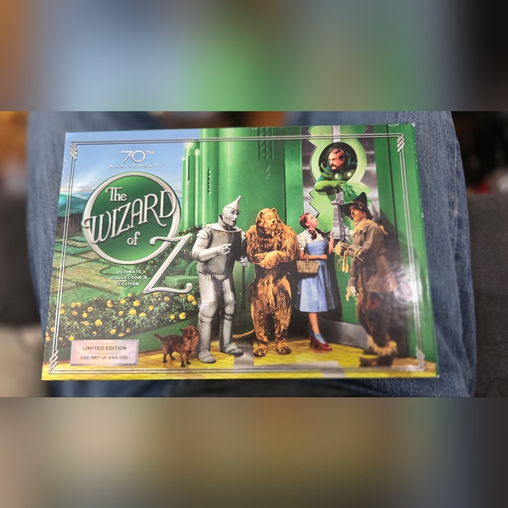 The Wizard of Oz 70th Ann Collectors Ed. Blu-ray Book Press Kit + NEW Wristwatch
